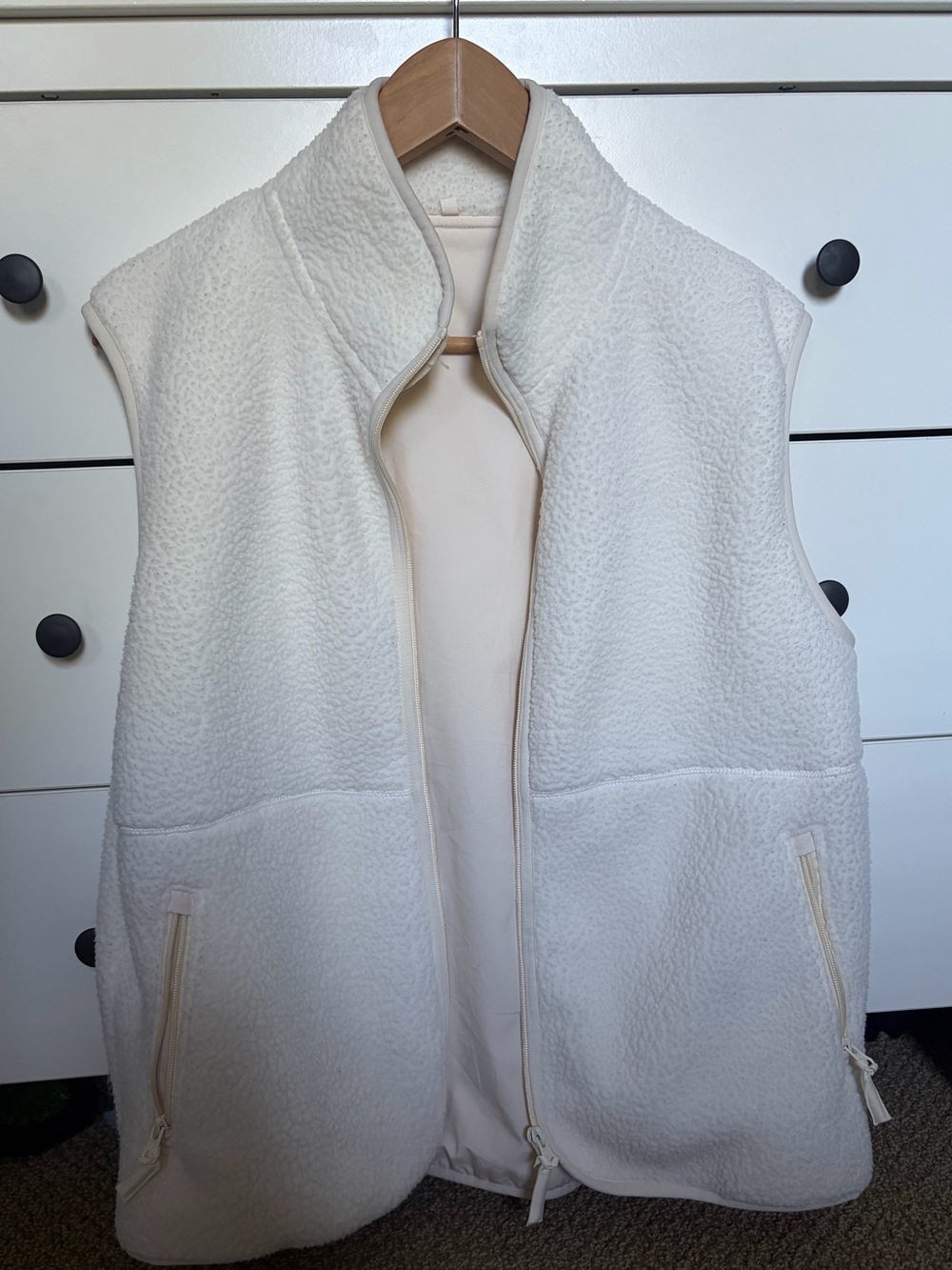 Women's Cream Sherpa Fleece Vest - Lightweight Zip Front